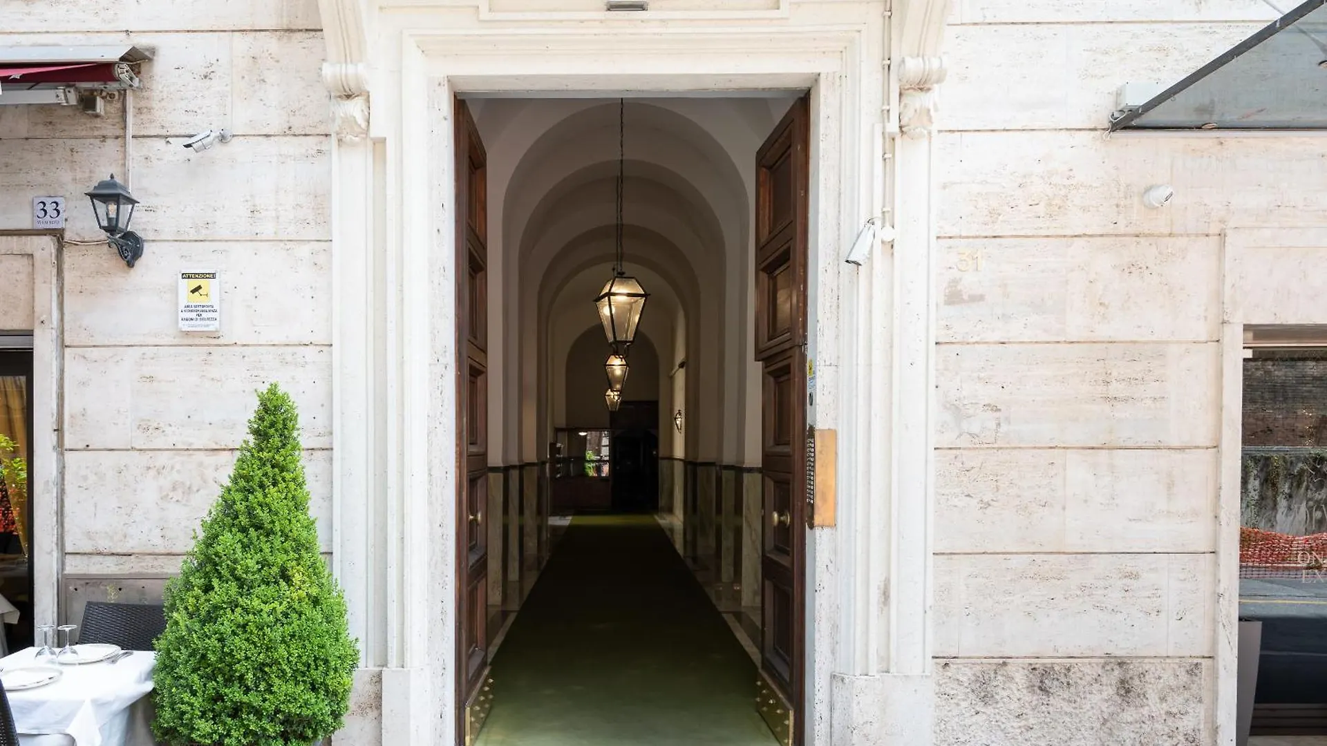 Maison Aurora Rome