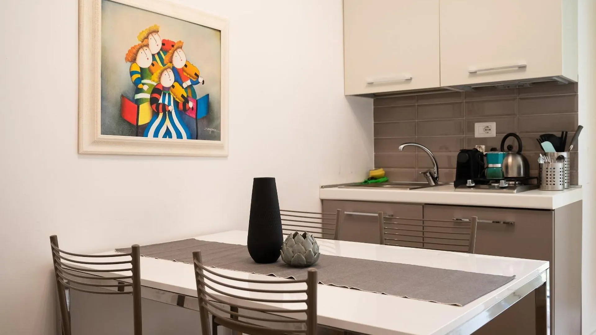 Maison Aurora Rome Apartment