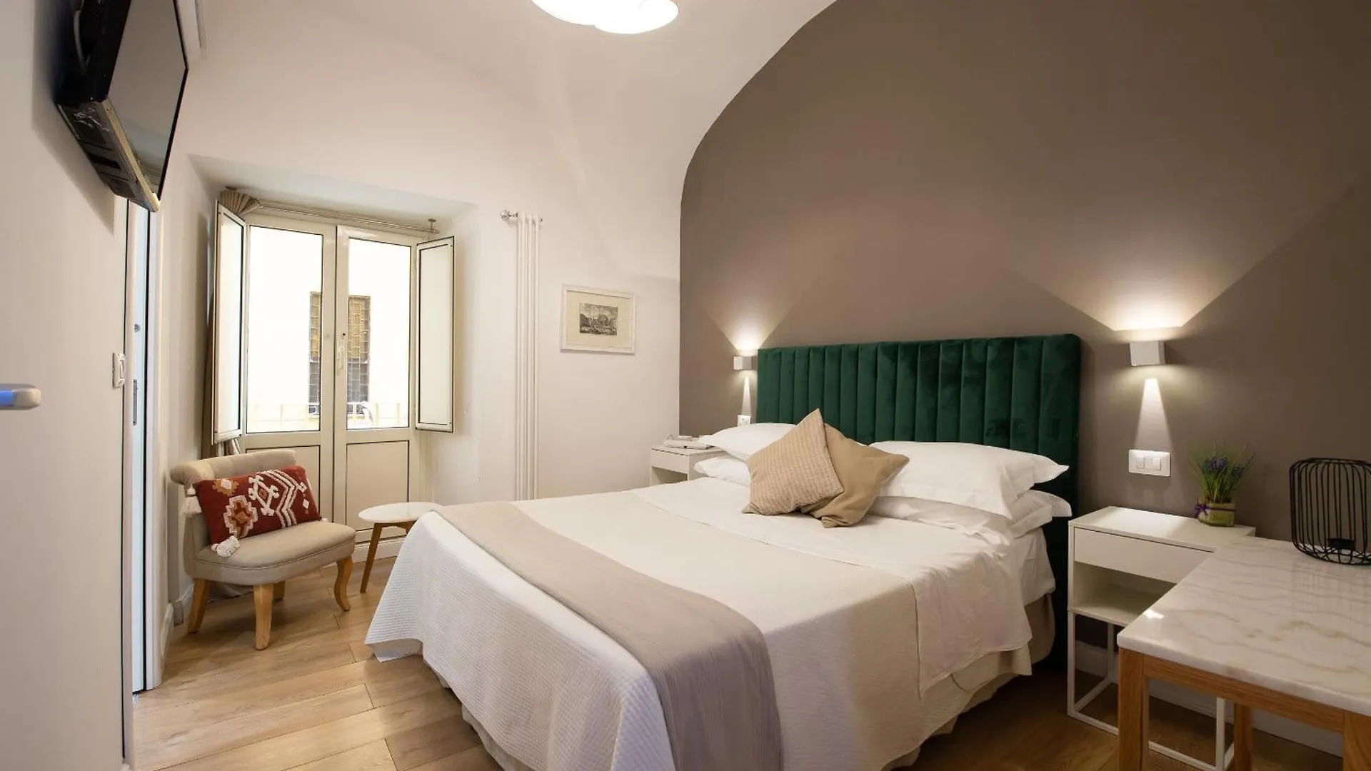 Maison Aurora Rome 0*,